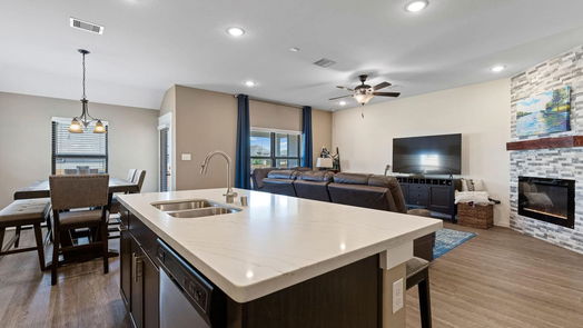 Magnolia null-story, 3-bed 40494 N Mostyn Lake Drive-idx