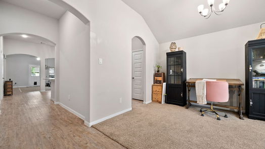 Dickinson 1-story, 3-bed 6709 Coral Bells Lane-idx