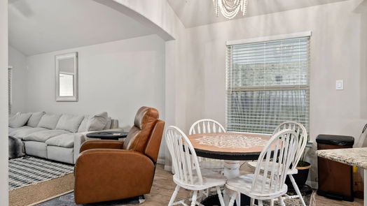Dickinson 1-story, 3-bed 6709 Coral Bells Lane-idx