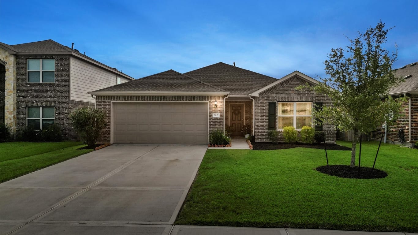 Texas City 1-story, 4-bed 3217 Pantera Drive-idx