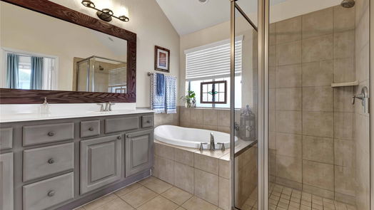 Humble 1-story, 3-bed 14310 Andrews Ridge Lane-idx
