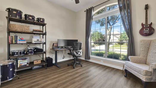 Humble 1-story, 3-bed 14310 Andrews Ridge Lane-idx