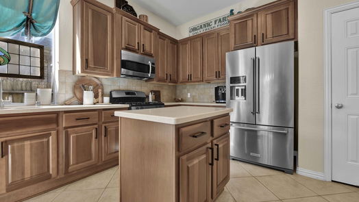 Humble 1-story, 3-bed 14310 Andrews Ridge Lane-idx