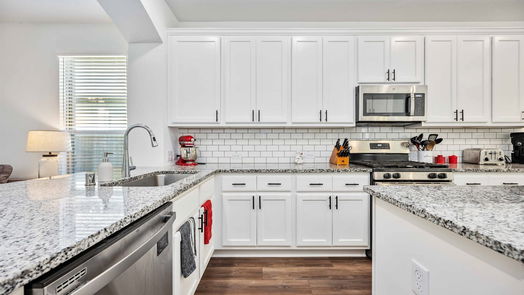 Humble 1-story, 3-bed 16422 Apache Woods Way-idx