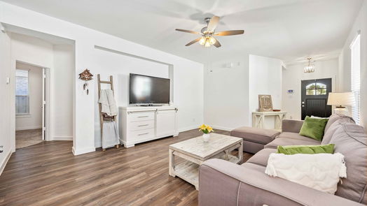 Humble 1-story, 3-bed 16422 Apache Woods Way-idx