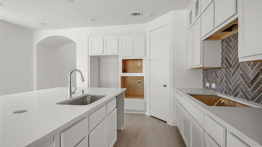 Magnolia 2-story, 4-bed 26324 Golden Pass Loop-idx