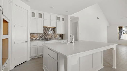 Magnolia 2-story, 4-bed 26324 Golden Pass Loop-idx