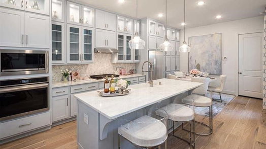 Montgomery 2-story, 3-bed 527 NE Cypress Valley Alley N-idx