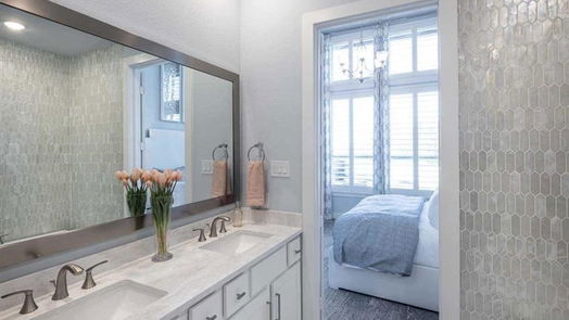 Montgomery 2-story, 3-bed 527 NE Cypress Valley Alley N-idx