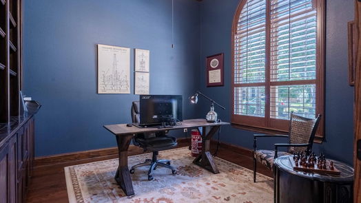 Montgomery 2-story, 5-bed 107 Hawkwatch Drive-idx
