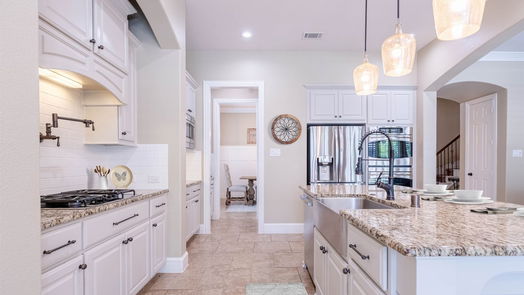 Montgomery 2-story, 5-bed 107 Hawkwatch Drive-idx