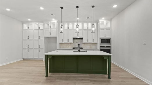 Montgomery 2-story, 3-bed 511 NW Cypress Valley Avenue E-idx