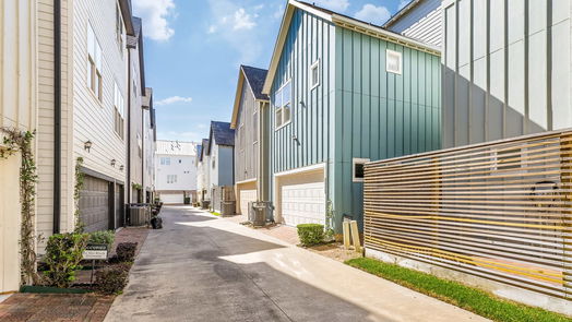 Houston 3-story, 3-bed 8673 Green Kolbe Lane-idx