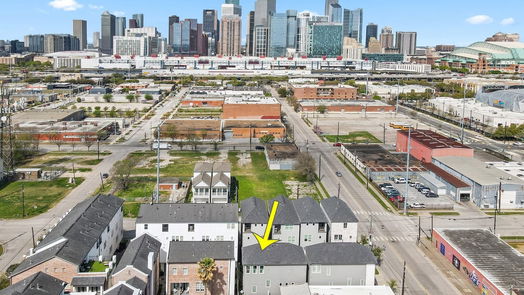 Houston 3-story, 3-bed 2506 McKinney Street-idx