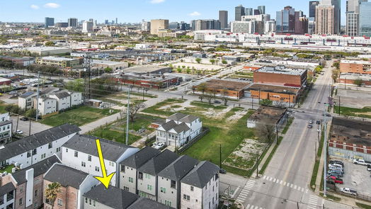 Houston 3-story, 3-bed 2506 McKinney Street-idx