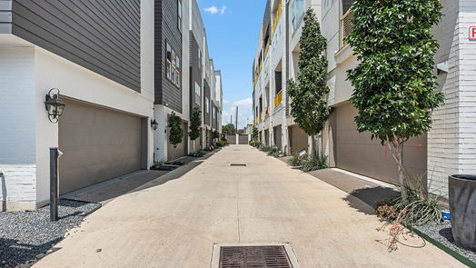 Houston 4-story, 3-bed 1207 Hickory Street G-idx