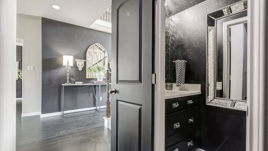 Houston 2-story, 5-bed 9922 Anastasia Trail-idx