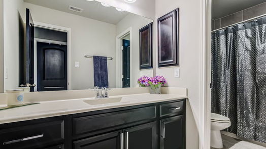 Houston 2-story, 5-bed 9922 Anastasia Trail-idx