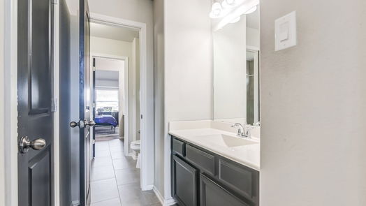 Houston 2-story, 5-bed 9922 Anastasia Trail-idx