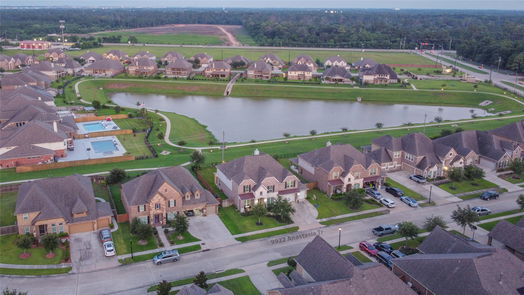 Houston 2-story, 5-bed 9922 Anastasia Trail-idx