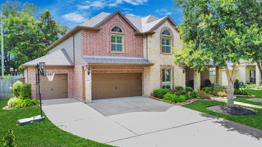 Richmond 2-story, 5-bed 8622 Rampart Point Drive-idx