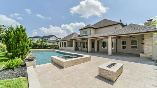 Richmond 2-story, 5-bed 11415 Lago Verde Drive-idx