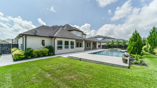 Richmond 2-story, 5-bed 11415 Lago Verde Drive-idx