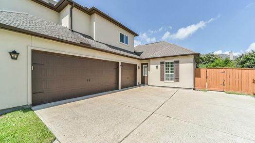 Richmond 2-story, 5-bed 11415 Lago Verde Drive-idx