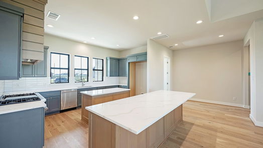 Waller null-story, 4-bed 1020 Lake Breeze Drive-idx