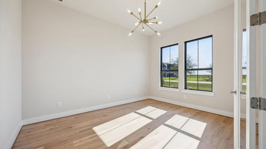 Waller null-story, 4-bed 1020 Lake Breeze Drive-idx