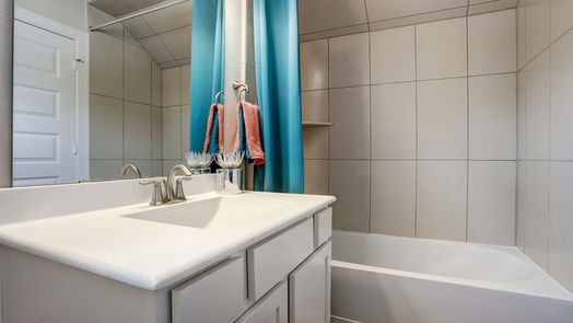 Houston 2-story, 3-bed 11420 Waterford Spring Trail-idx
