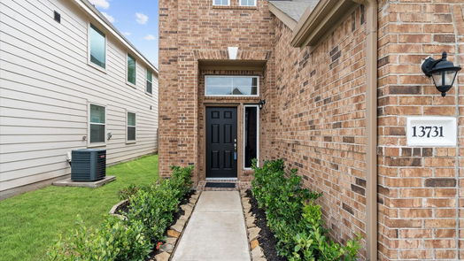 Houston 2-story, 4-bed 13731 Evansdale Lane-idx