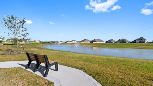 Mont Belvieu 1-story, 4-bed 15518 East Lake Drive-idx