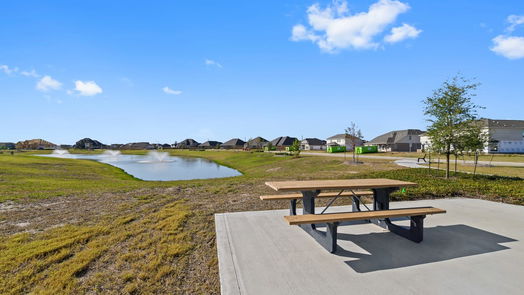 Mont Belvieu 1-story, 4-bed 15518 East Lake Drive-idx