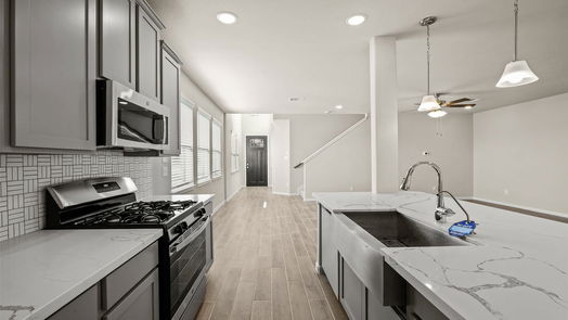 Pasadena 2-story, 3-bed 5529 Hyde Park Drive-idx