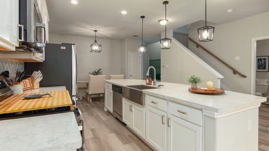 Pasadena 2-story, 3-bed 5533 Evanston Lane-idx