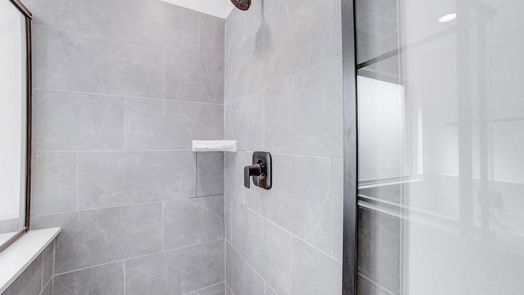 Humble 2-story, 4-bed 10634 Hidden Arrow Court-idx