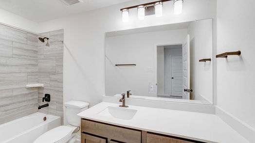 Humble 2-story, 4-bed 10634 Hidden Arrow Court-idx