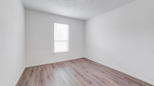 Humble 2-story, 4-bed 10634 Hidden Arrow Court-idx