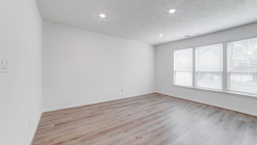 Humble 2-story, 4-bed 10634 Hidden Arrow Court-idx