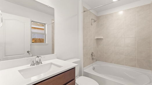 Rosharon 1-story, 4-bed 1327 Oroville Court-idx