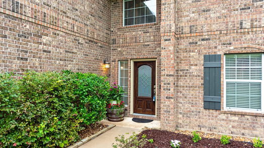 Crosby 2-story, 4-bed 16506 E Kingscoate Drive-idx