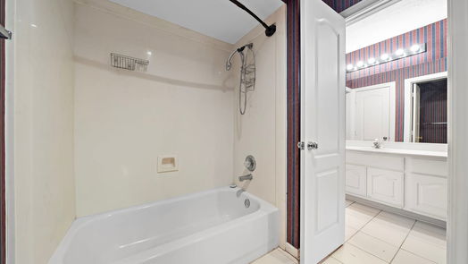Houston 2-story, 4-bed 13411 Amber Queen Lane-idx