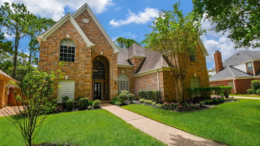 Houston 2-story, 5-bed 5206 Summer Snow Drive-idx