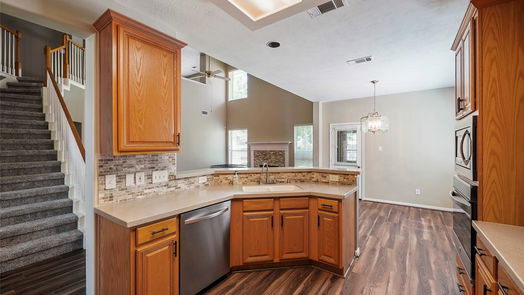 Conroe 2-story, 4-bed 11273 Suncrest Estates Court-idx