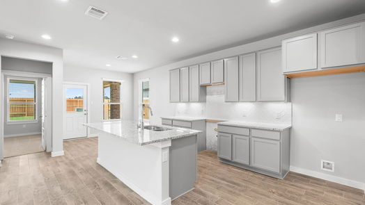 Humble 2-story, 5-bed 13030 Mid Stocket Drive-idx