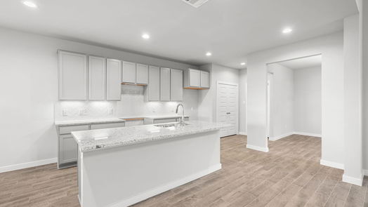 Humble 2-story, 5-bed 13030 Mid Stocket Drive-idx