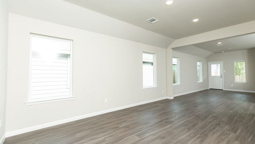 Conroe 1-story, 3-bed 1307 Sue Peak Drive-idx