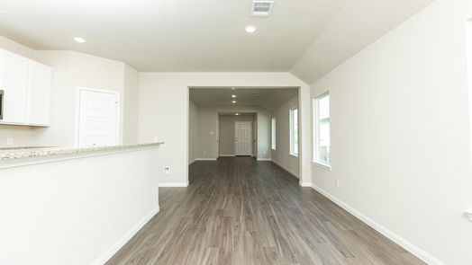 Conroe 1-story, 3-bed 1307 Sue Peak Drive-idx