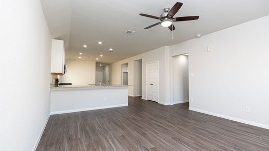 Conroe null-story, 3-bed 16945 Hazelnut Drive-idx